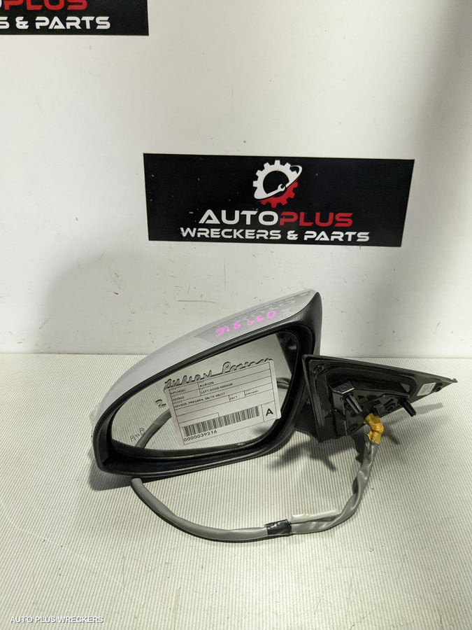 2017 Toyota Aurion Left Door Mirror