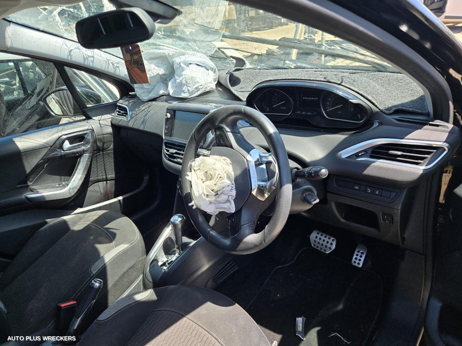 2012-2018 Peugeot 208 Left Door Mirror