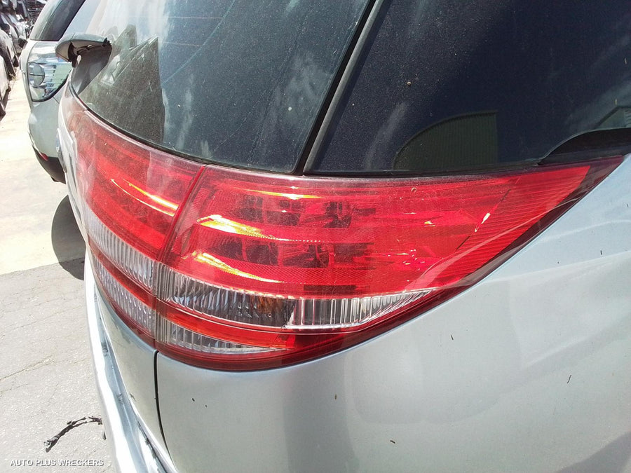 2006 Toyota Tarago Left Taillight