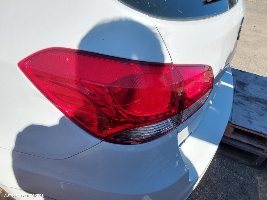 2015 Holden Cruze Right Taillight