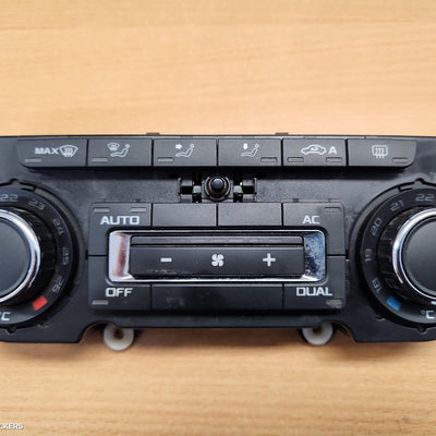2009-2013 Skoda Octavia Heater Ac Controls