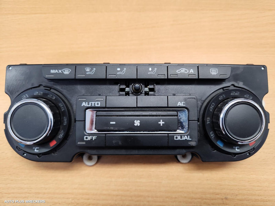 2009-2013 Skoda Octavia Heater Ac Controls