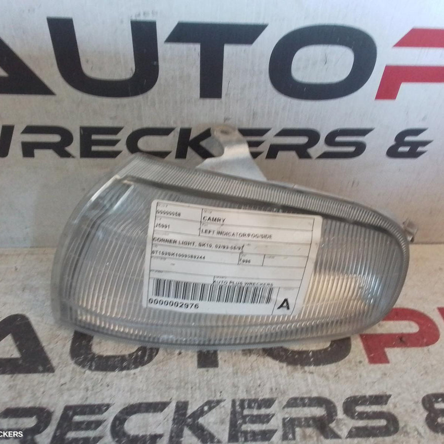 1993-1997 Toyota Camry Left Indicator Fog Side