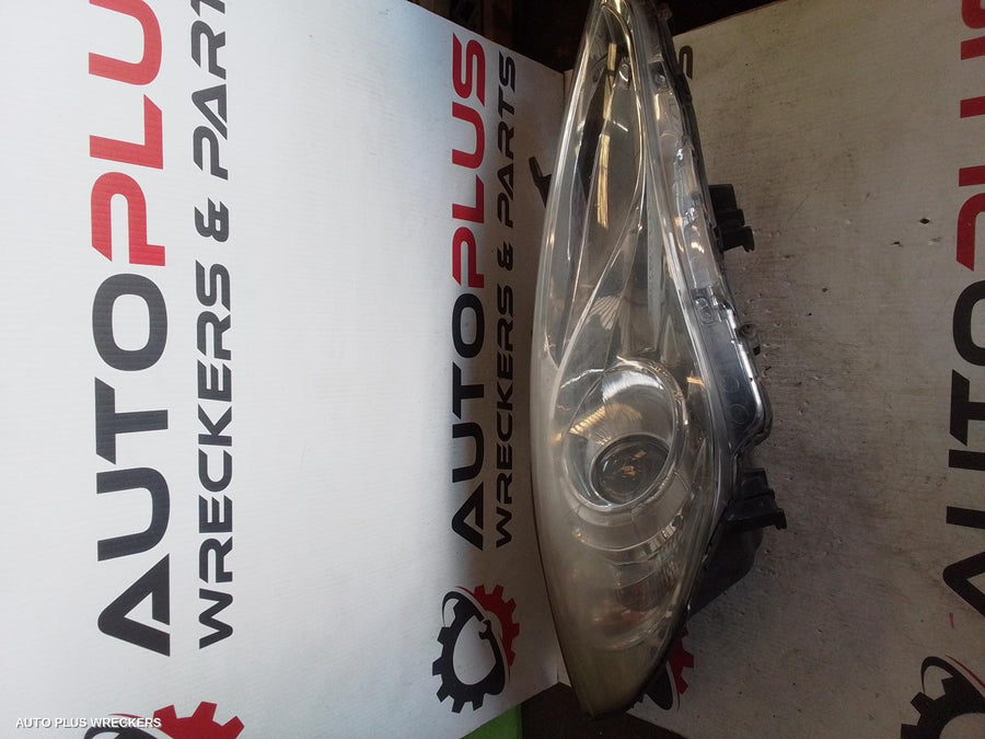 2011 Hyundai I45 Right Headlamp