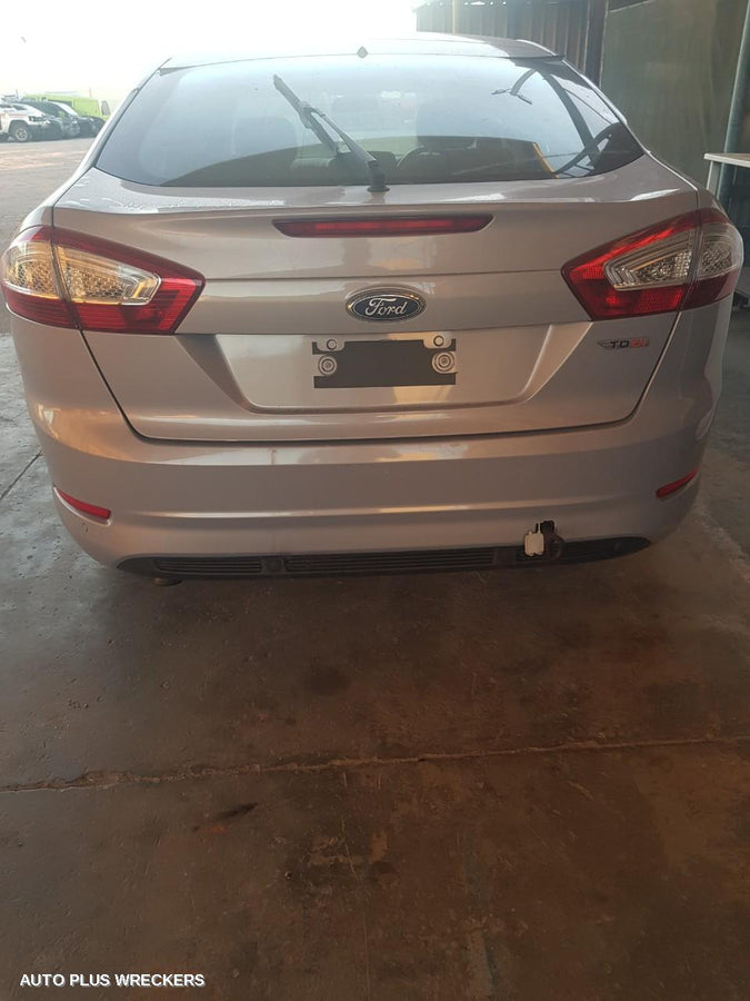 2011 Ford Mondeo Grille