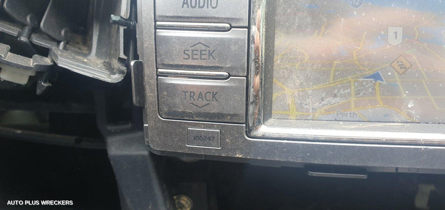 2015 Toyota Hilux Sunvisor