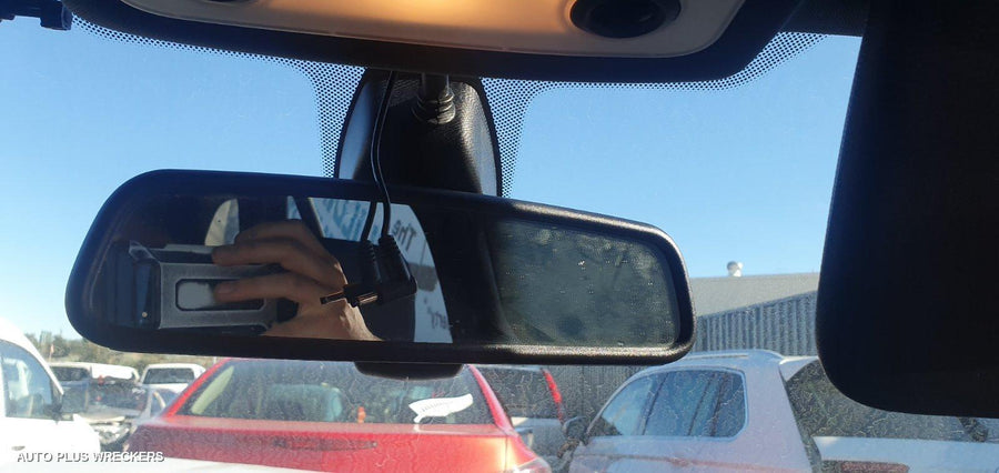 2015 Bmw X1 Left Rear Door Sliding