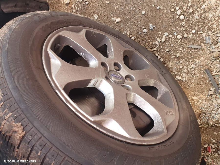 2009 Volvo Xc60 Left Front Door