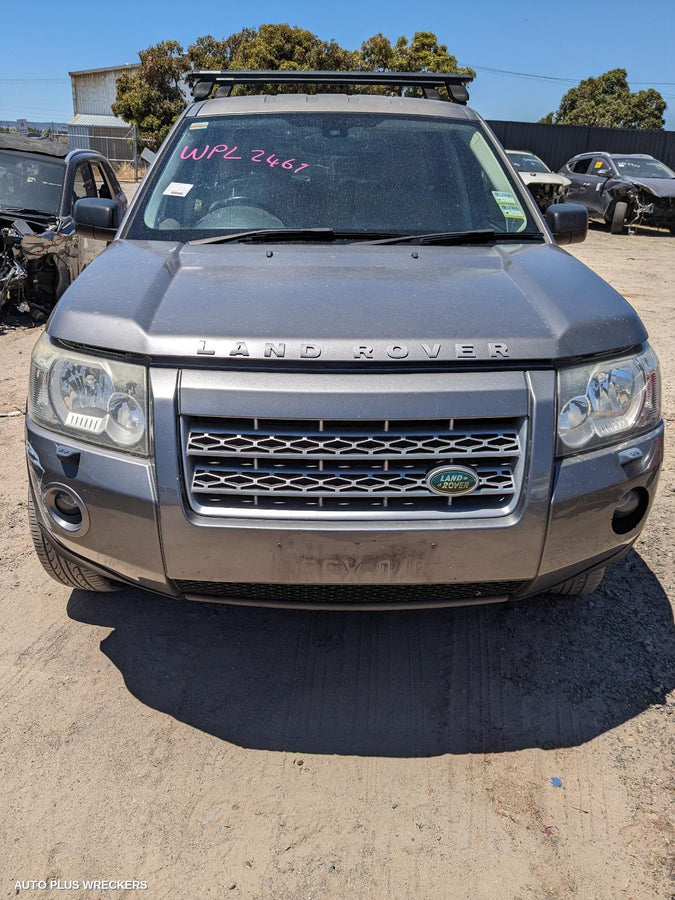 2009 Land Rover Freelander Left Front Door