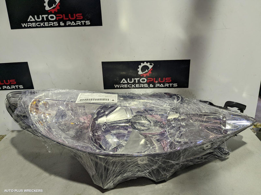 2010 Peugeot 207 Right Headlamp