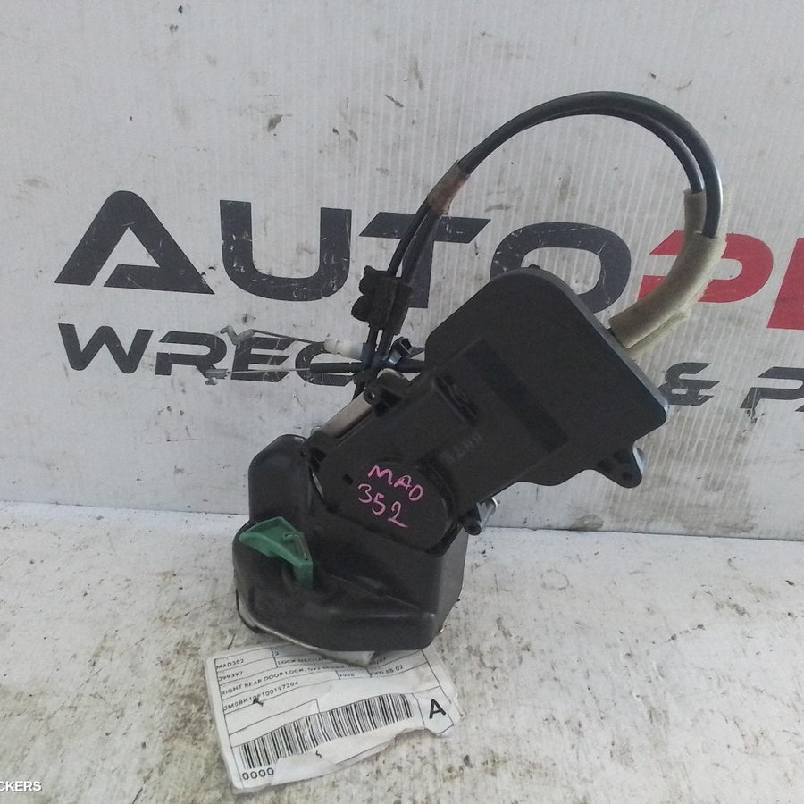 2005-2007 Mazda 2 Door Boot Gate Lock