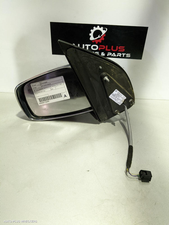 2005-2007 Nissan Pathfinder Left Door Mirror
