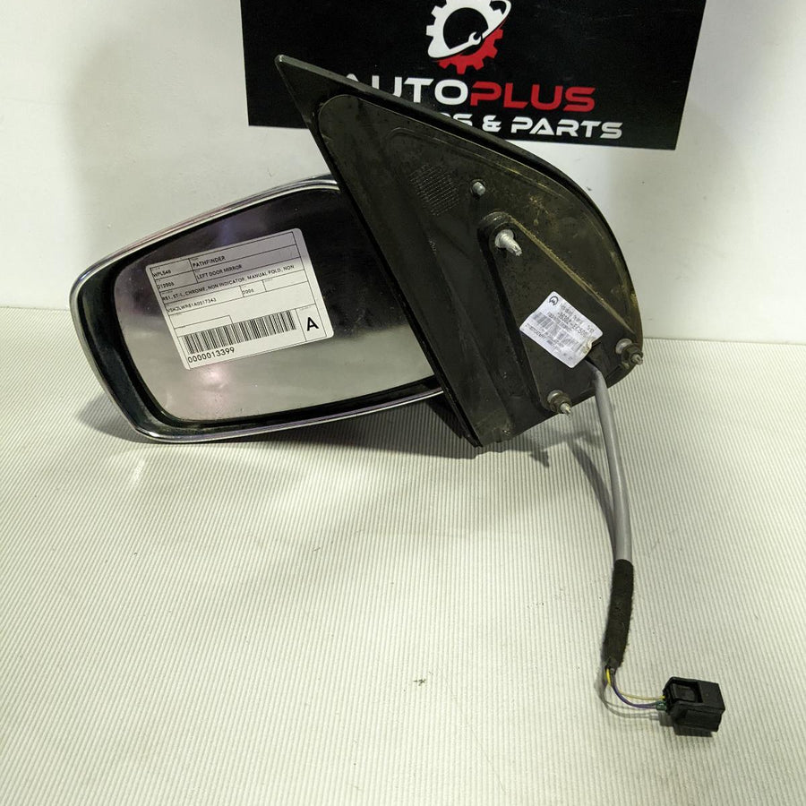 2005-2007 Nissan Pathfinder Left Door Mirror
