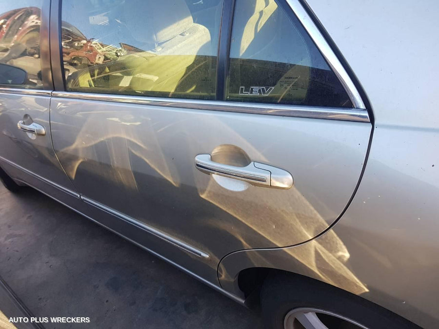 2005 Honda Accord Left Taillight