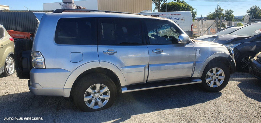 2012 Mitsubishi Pajero Radiator