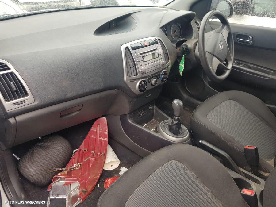 2015 Hyundai I20 Left Front Window Reg Motor