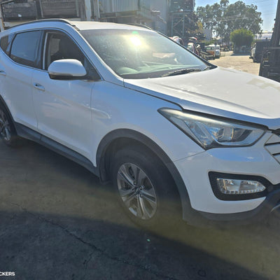 2012-2018 Hyundai Santa Fe Headrest