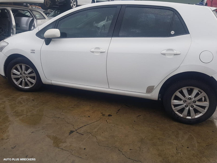 2007 Toyota Corolla Door Boot Gate Lock