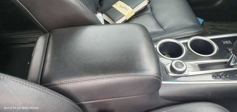 2013 Nissan Pathfinder Left Guard