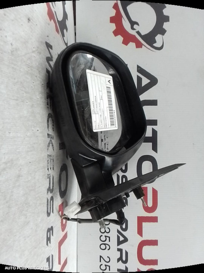 2006-2009 Mitsubishi Outlander Left Door Mirror