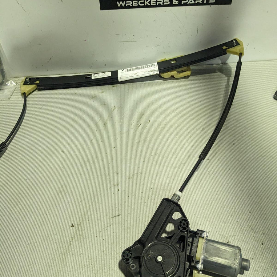 2013-2020 Skoda Octavia Left Front Window Reg Motor
