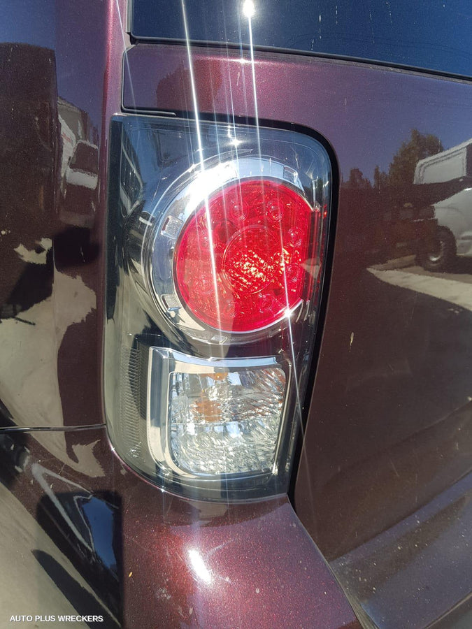 2011 Toyota Rukus Door Boot Gate Lock