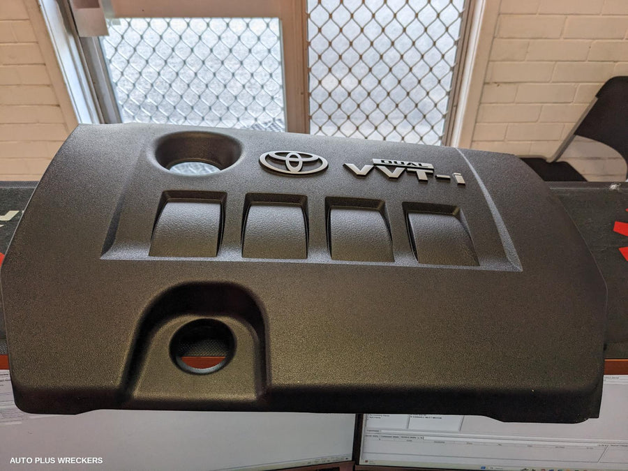 2018 Toyota Corolla Rocker Assy Cover
