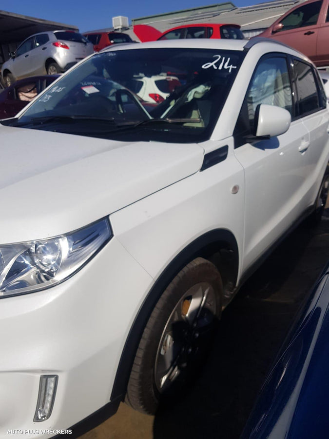 2017 Suzuki Vitara Right Indicator Fog Side