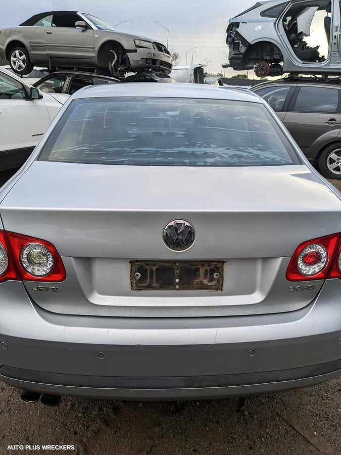 2006 Volkswagen Jetta Left Door Mirror