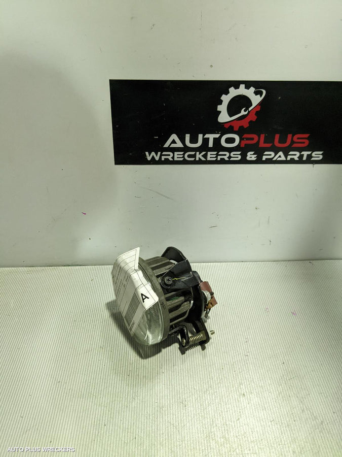 2015 Isuzu Dmax Right Indicator Fog Side