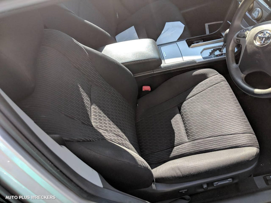 2009 Toyota Aurion Fan