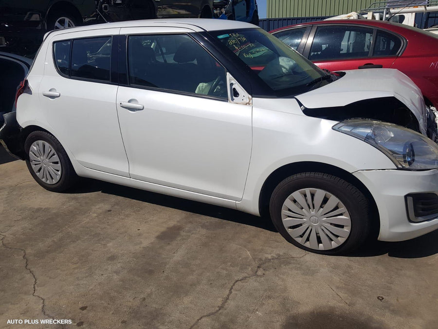 2015 Suzuki Swift Door Handle