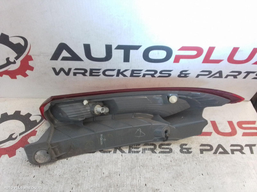 2013 Honda Crv Right Taillight