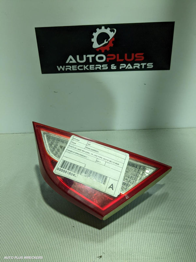 2011 Hyundai I45 Rear Garnish