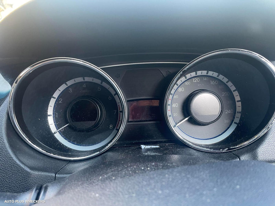 2011 Hyundai I45 Right Guard