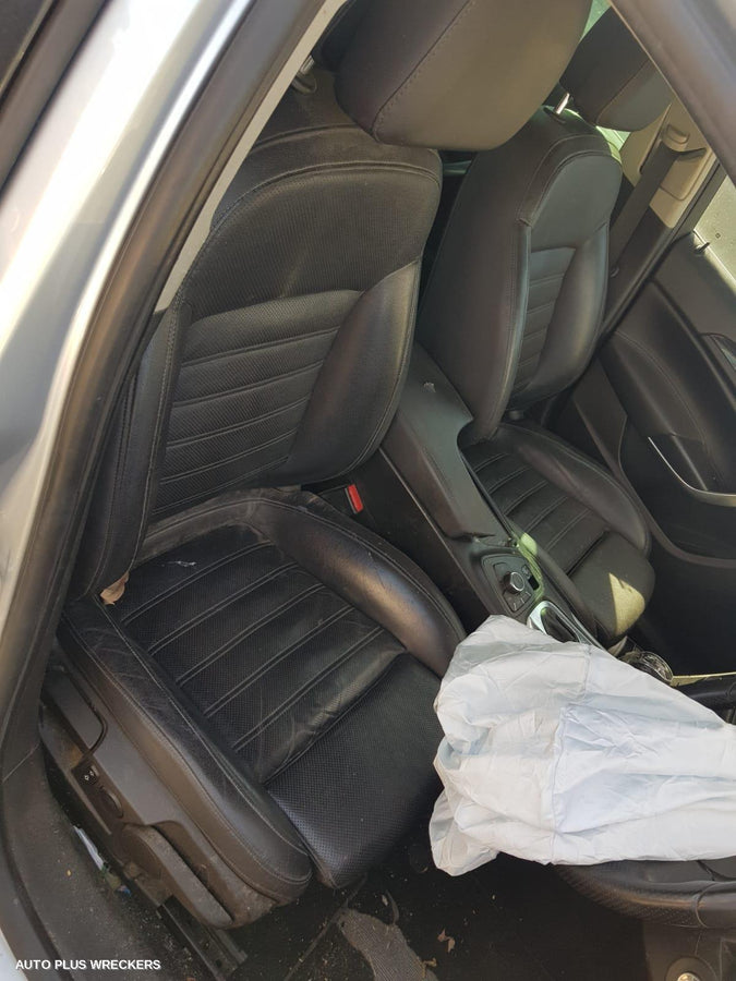 2013 Opel Insignia Right Taillight