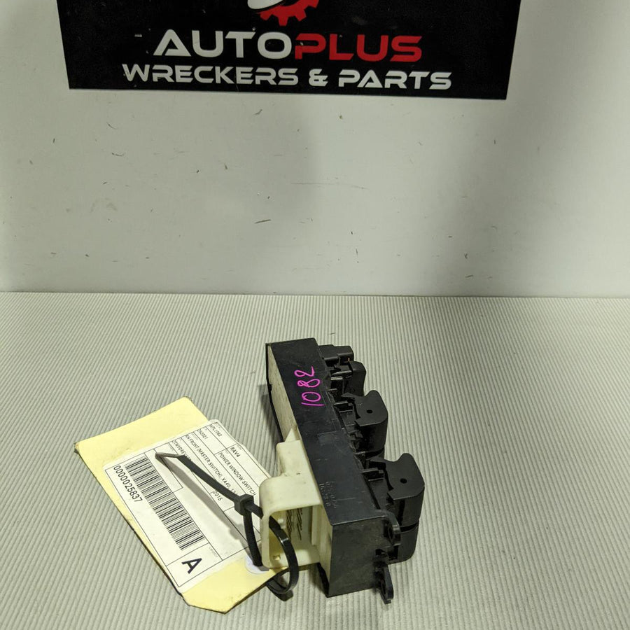 2012-2018 Toyota Rav4 Pwr Dr Wind Switch