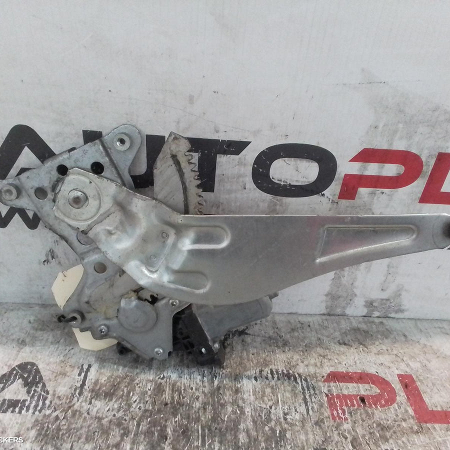 2004-2011 Suzuki Swift Left Rear Wnd Reg Motor