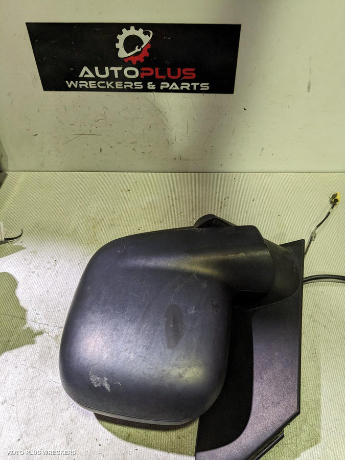 2015-2021 Volkswagen Caddy Left Door Mirror