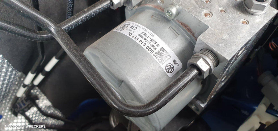 2020 Skoda Octavia Left Front Window Reg Motor