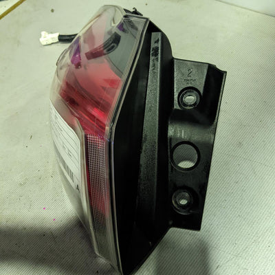 2015-2018 Toyota Rav4 Left Taillight