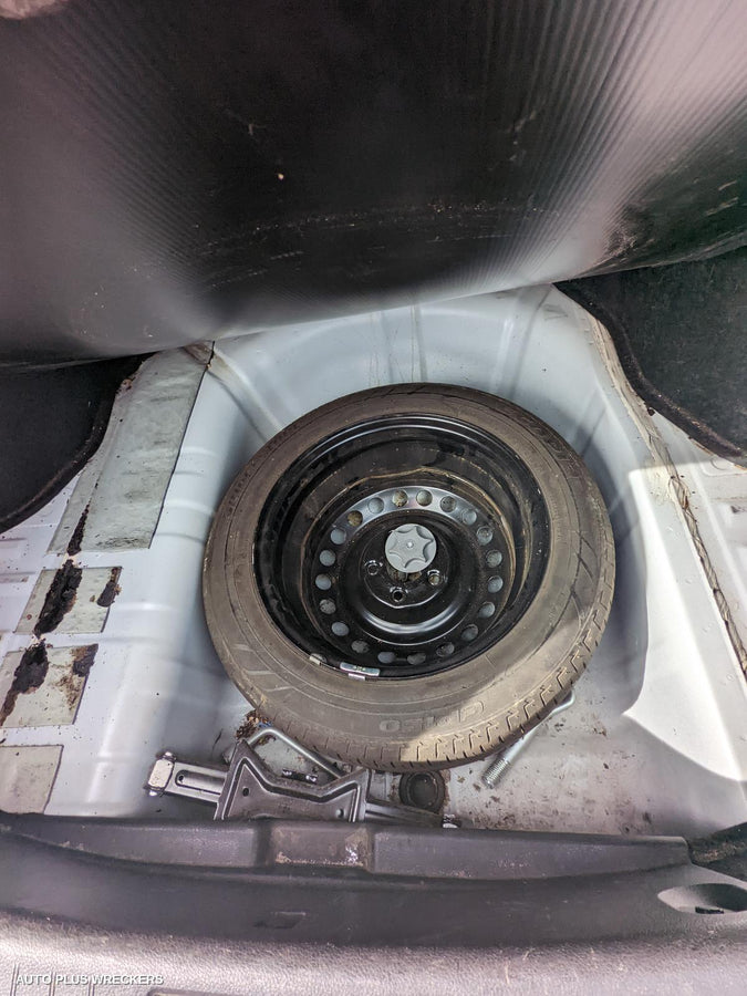 2015 NISSAN PULSAR LEFT REAR DOOR SLIDING