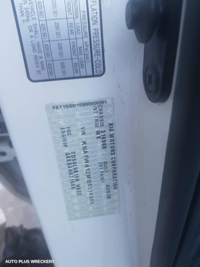 2011 Kia Cerato Right Front Door Window