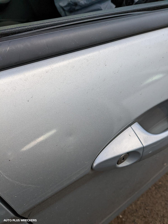 2011 Ford Fiesta Left Rear Door Window