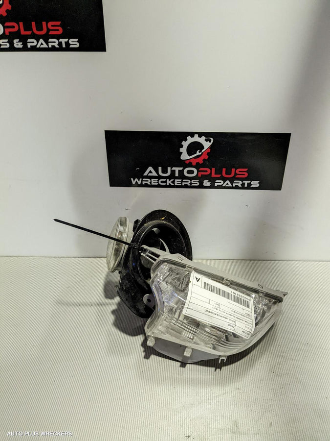 2017 Toyota Prius Right Indicator Fog Side