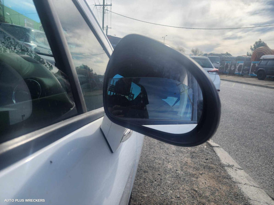 2012 Peugeot 308 Left Rear Door Sliding