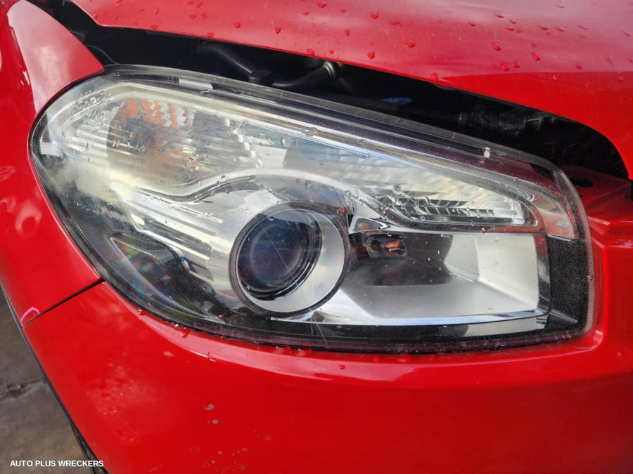 2007-2014 Nissan Dualis Washer Bottle