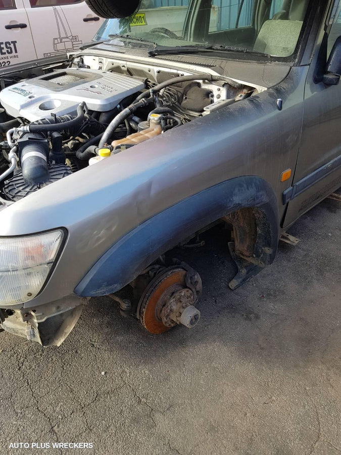 2000 Nissan Patrol A C Condenser