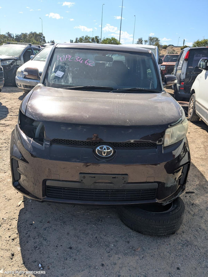 2007-2015 Toyota Rukus Door Hinge Runner