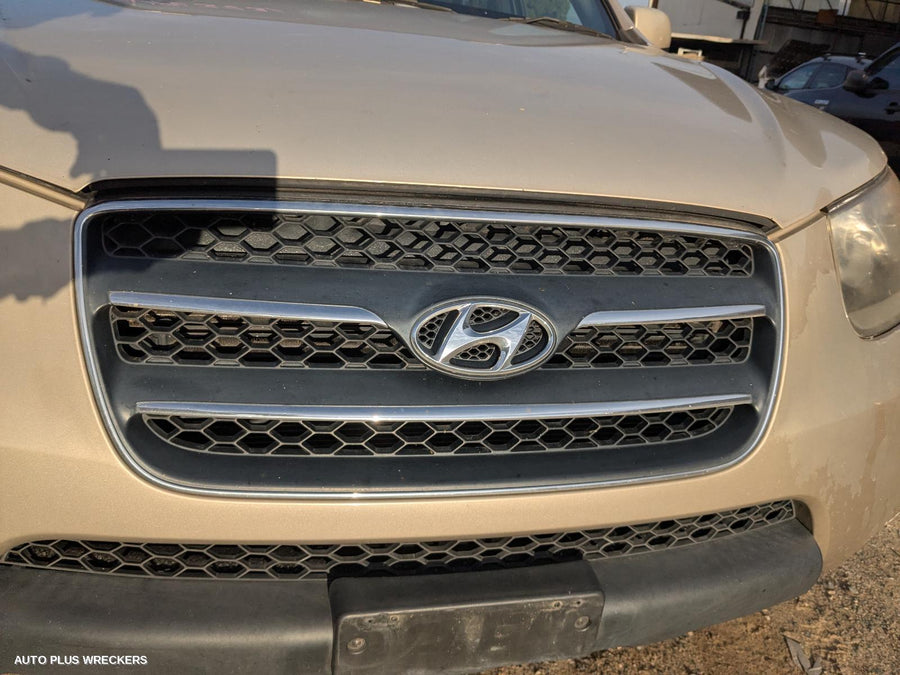 2008 Hyundai Santa Fe Rear Bumper